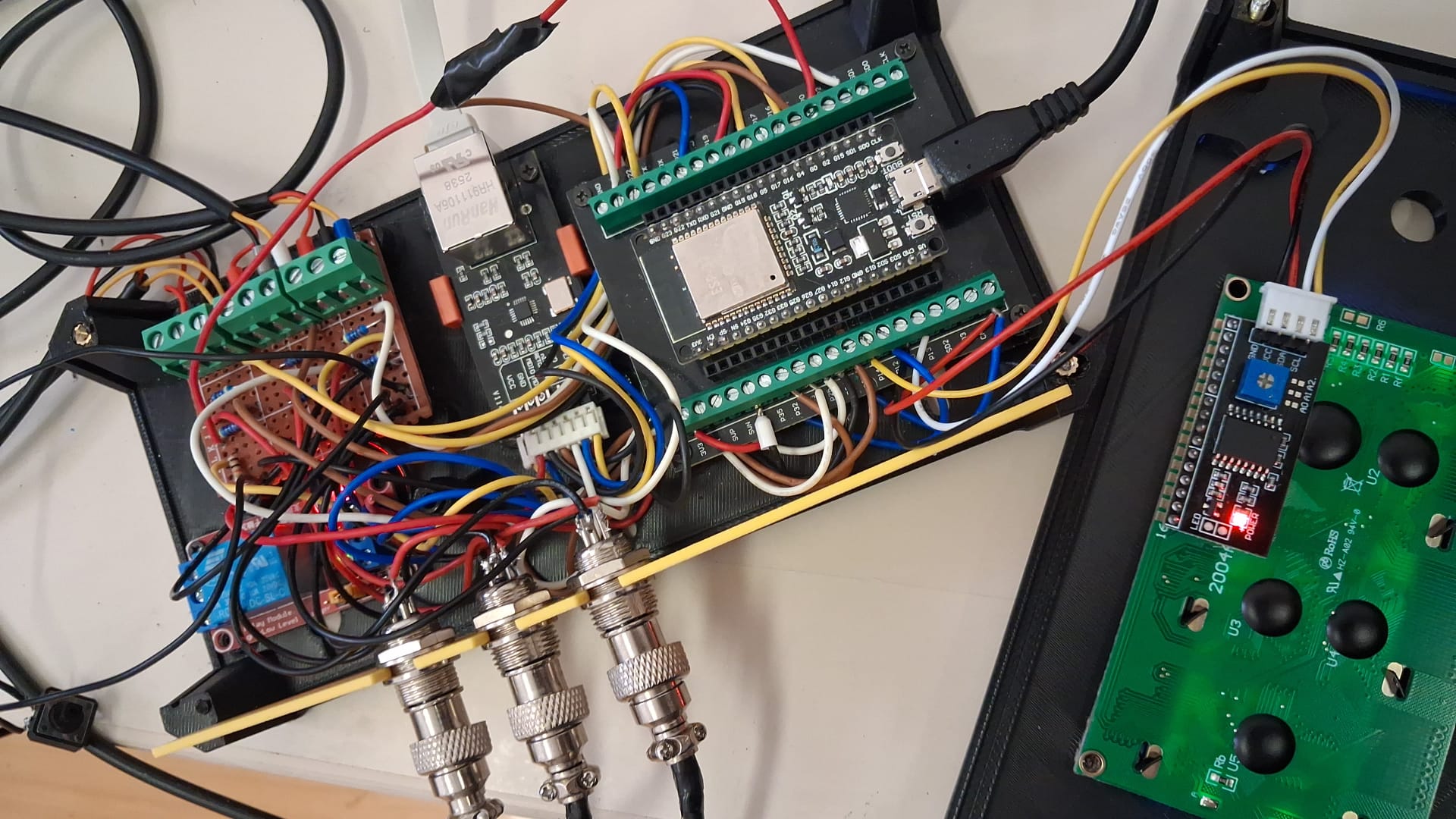 Assembled IoT box